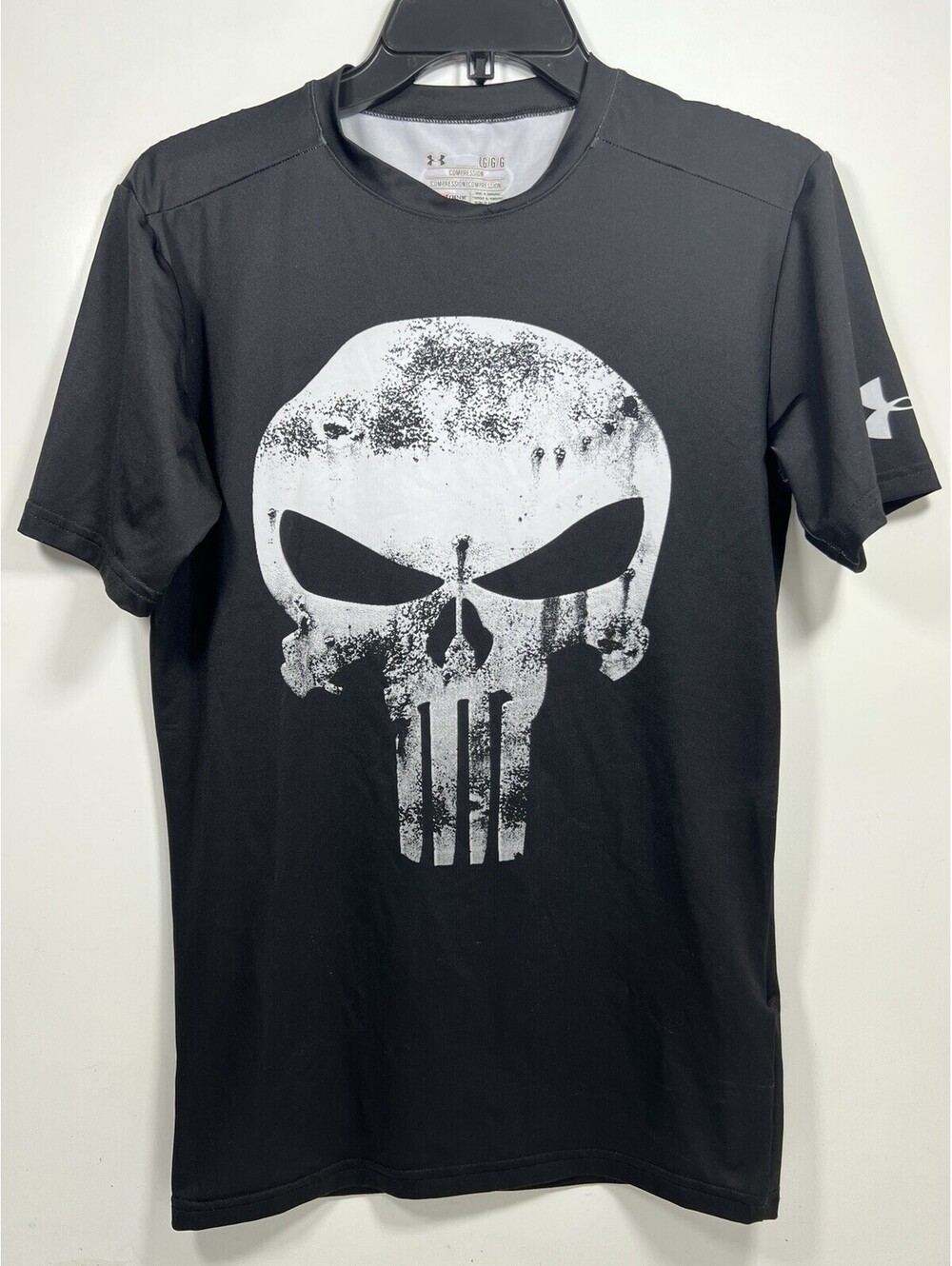 The Punisher Under Armour Compression Shirt Men Sz L Black Marvel Alter Ego Gym